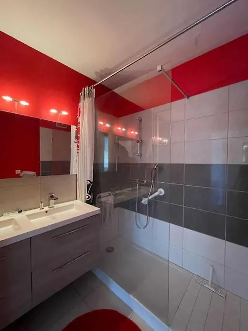 Apartment Appartement Idealement Place A Vannes