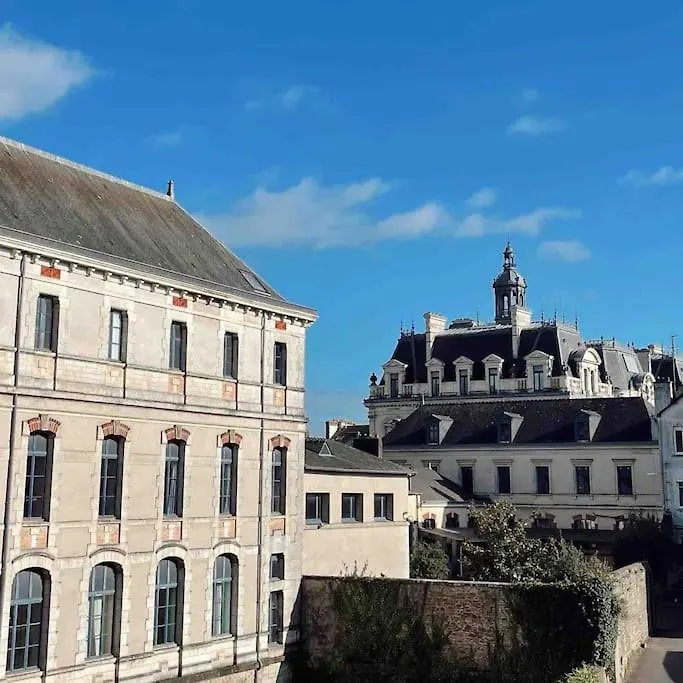 Appartement Idealement Place A Vannes