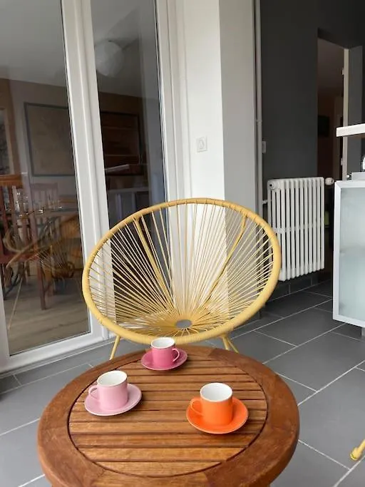 Apartment Appartement Idealement Place A Vannes